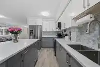 18 8255 120A STREET - thumbnail 15