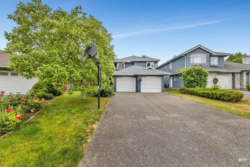 12411 OCEAN BREEZE PLACE - photo 2 of 40