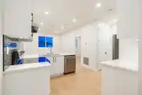 6740 CANADA WAY - thumbnail 26