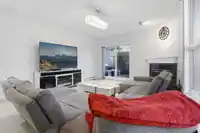 110 14981 101A AVENUE - thumbnail 2