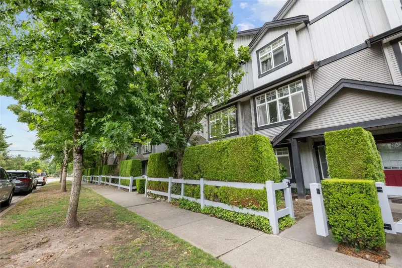 8 18839 69 AVENUE - photo 1 of 24