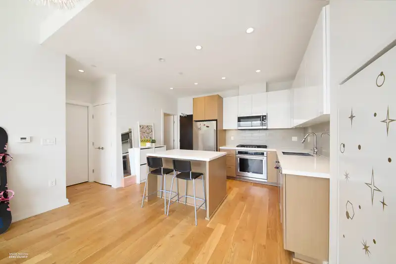 609 5311 CEDARBRIDGE WAY - photo 3 of 33