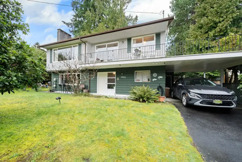 1553 55A STREET - photo 1 of 40