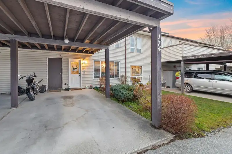 174 2844 273 STREET - photo 4 of 30