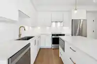 417 20286 72B AVENUE - thumbnail 1