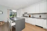 55 3306 PRINCETON AVENUE - thumbnail 9