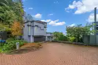 2617 WESTHILL WAY - thumbnail 2