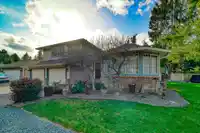 4223 200A STREET - thumbnail 1