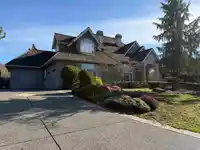2122 138 STREET - thumbnail 1