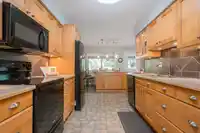 4870 201 STREET - thumbnail 13
