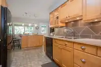 4870 201 STREET - thumbnail 14