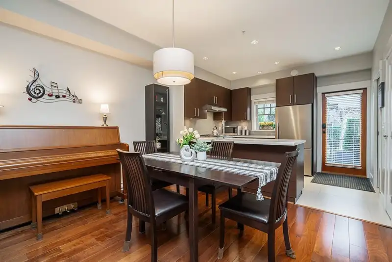 5946 OAK STREET - photo 4 of 40