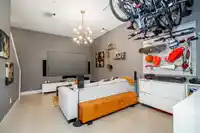 5946 OAK STREET - thumbnail 31