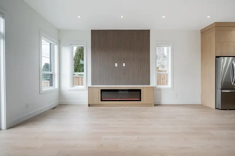 101 957 EDGAR AVENUE - photo 2 of 40