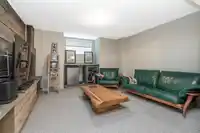 44 2525 YALE COURT - thumbnail 32