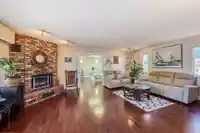 6086 49 AVENUE - thumbnail 4