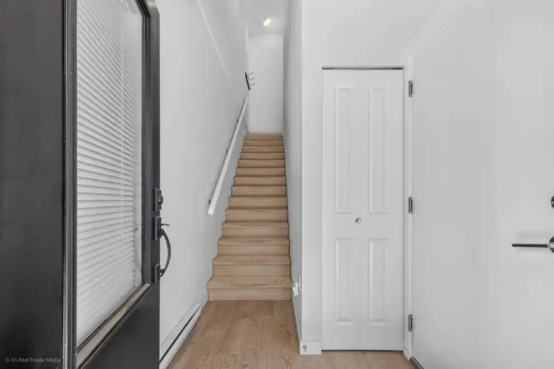 9 15151 EDMUND DRIVE - photo 4 of 24
