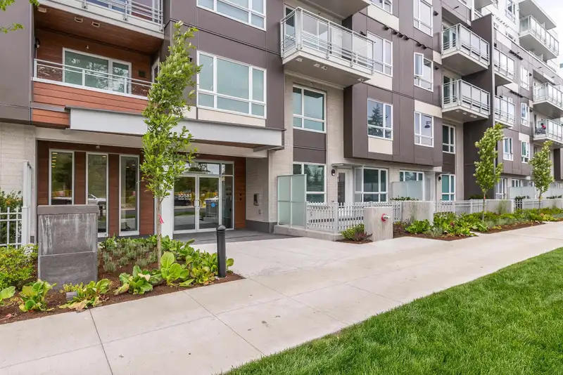 401 10581 140 STREET - photo 2 of 40