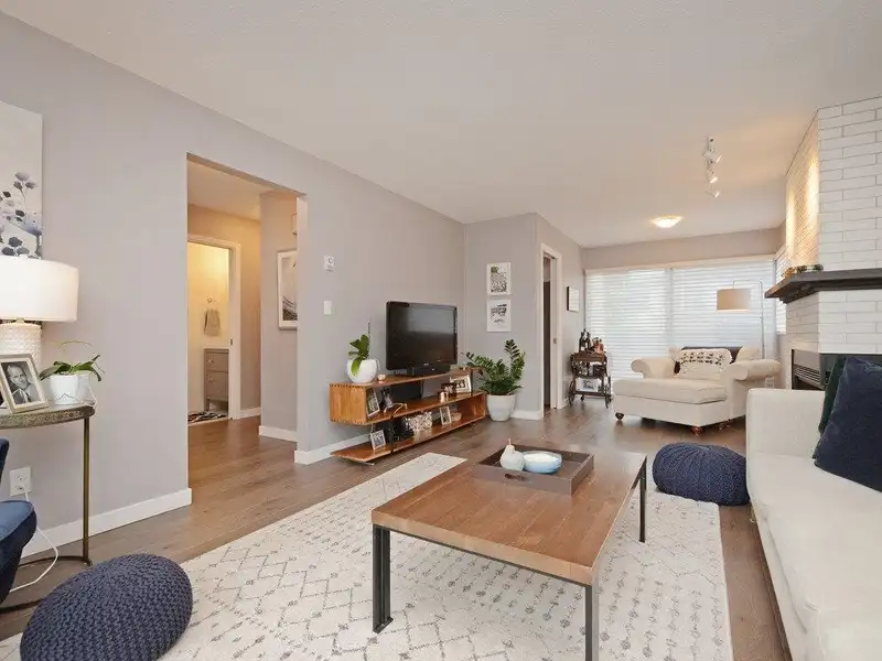 2136 EASTERN AVENUE - photo 3 of 18