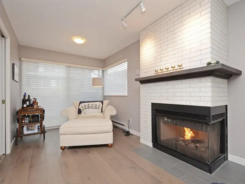 2136 EASTERN AVENUE - photo 4 of 18