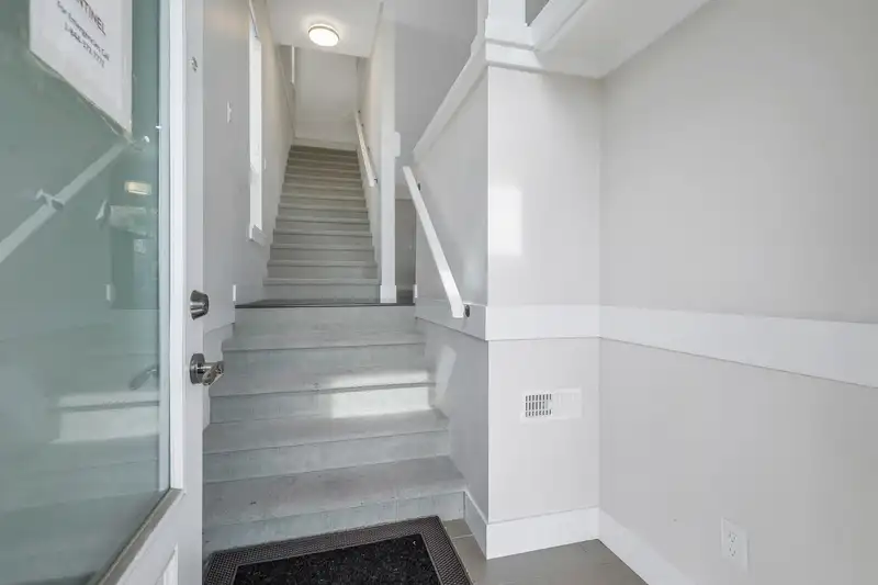 12 36099 WATERLEAF PLACE - photo 4 of 35