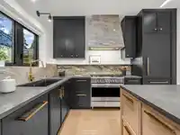 1 4088 MAPLE CRESCENT - thumbnail 13