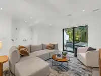 1 4088 MAPLE CRESCENT - thumbnail 30