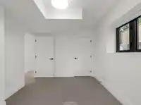 1 4088 MAPLE CRESCENT - thumbnail 35