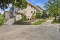229 711 E 6TH AVENUE - thumbnail 2