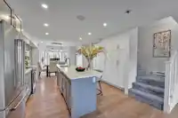 3 2338 KELLY AVENUE - thumbnail 15