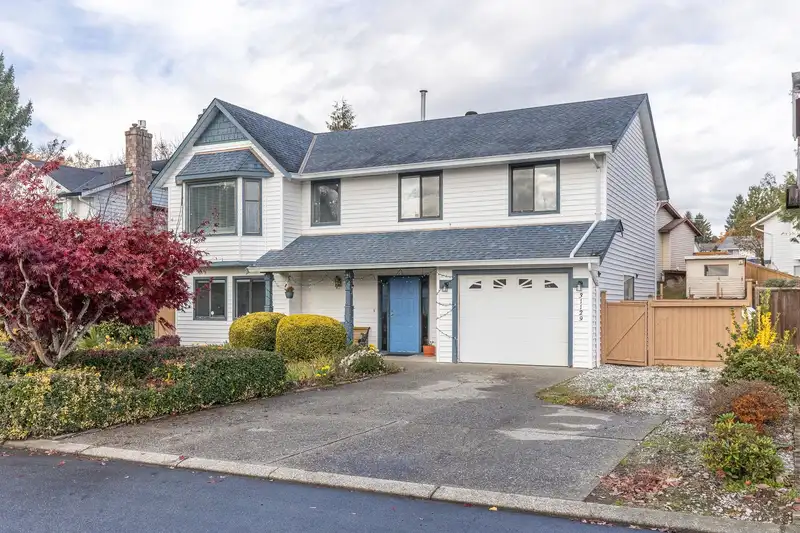31129 GARDNER AVENUE - photo 1 of 38