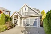 278 174A STREET - thumbnail 1
