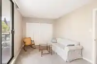 302 1480 DUCHESS AVENUE - thumbnail 23