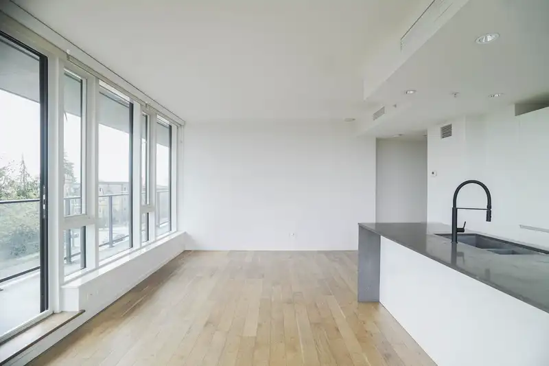 507 8588 CORNISH STREET - photo 3 of 22