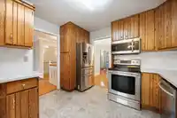 9 3054 TRAFALGAR STREET - thumbnail 6
