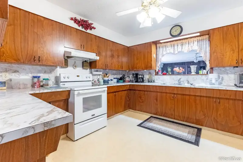 28762 TOWNSHIPLINE ROAD - photo 4 of 20