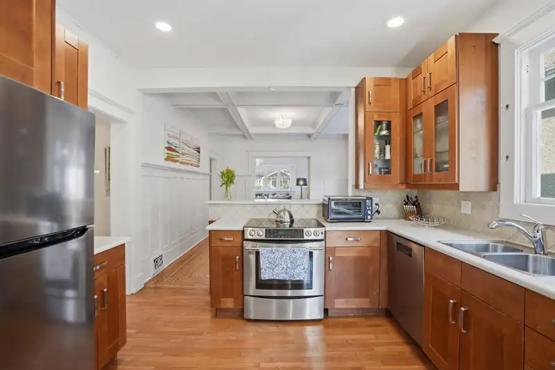 3348-3350 W 3RD AVENUE - photo 4 of 26