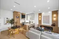 2712 KITCHENER STREET - thumbnail 1
