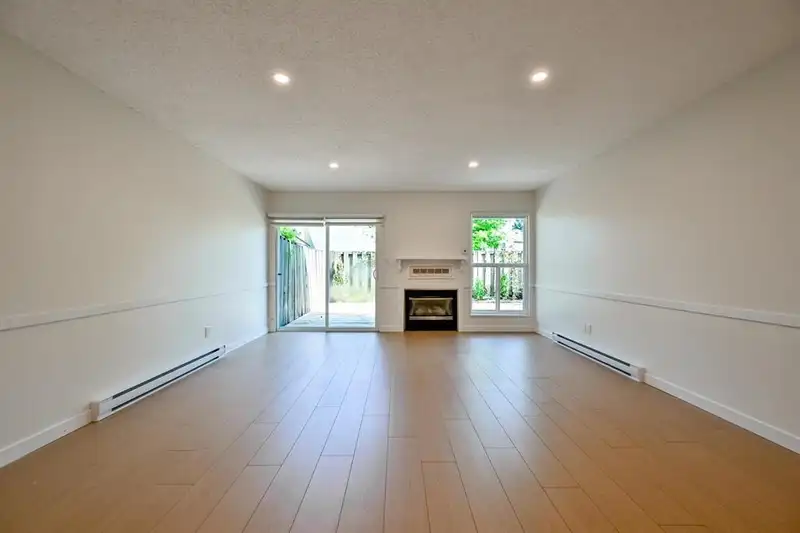 72 3030 TRETHEWEY STREET - photo 4 of 25