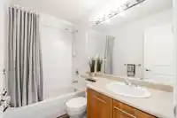 8 100 KLAHANIE DRIVE - thumbnail 24
