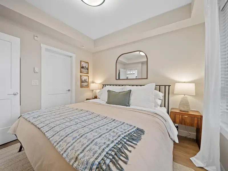 A114 8233 208B STREET - photo 4 of 28