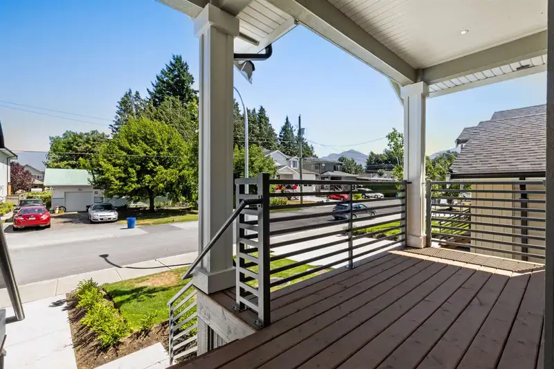 7143 ELWOOD DRIVE - photo 4 of 40