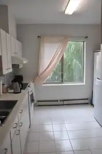 209 6688 BURLINGTON AVENUE - thumbnail 13