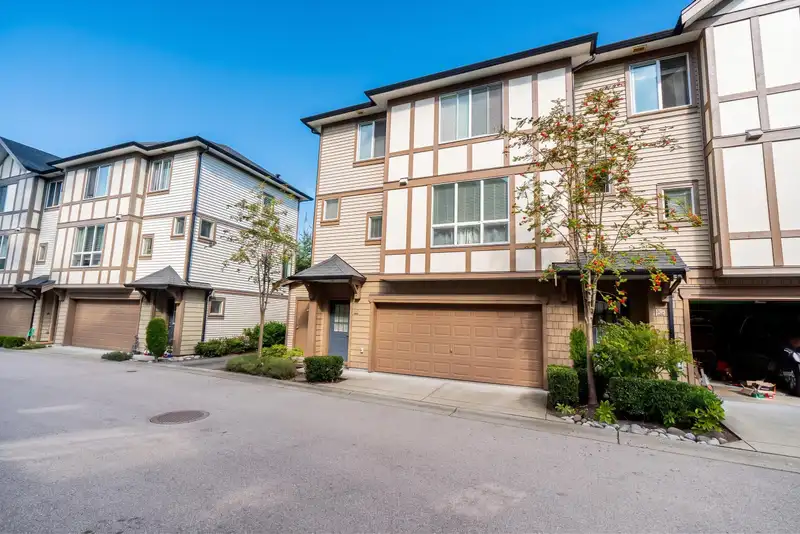 34 7848 209 STREET - photo 1 of 33
