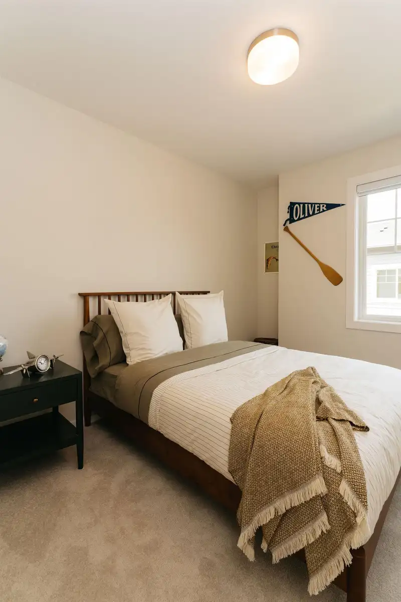 16 7919 204B STREET - photo 4 of 8