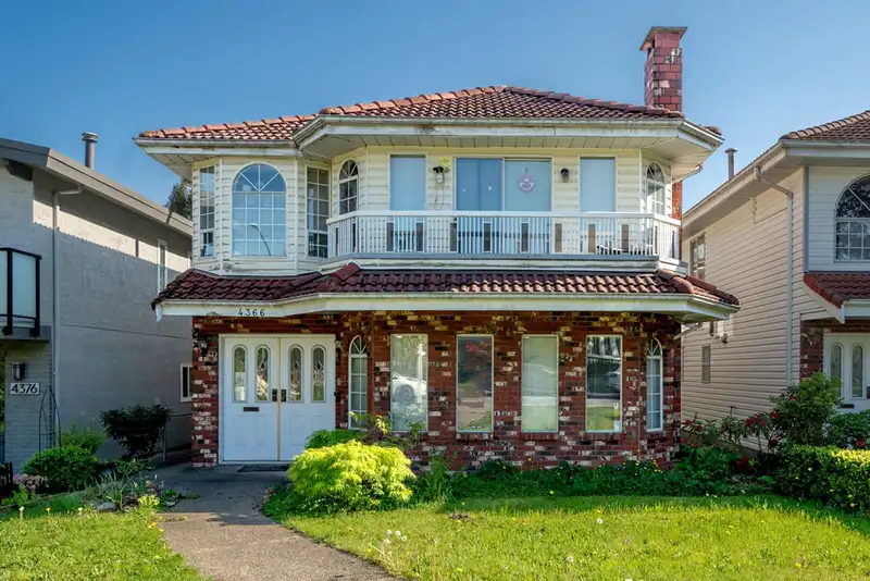4366 VENABLES STREET - photo 1 of 36