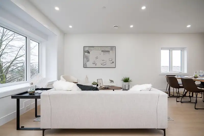 3435 FRANKLIN STREET - photo 4 of 40