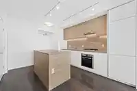 1106 652 WHITING WAY - thumbnail 12