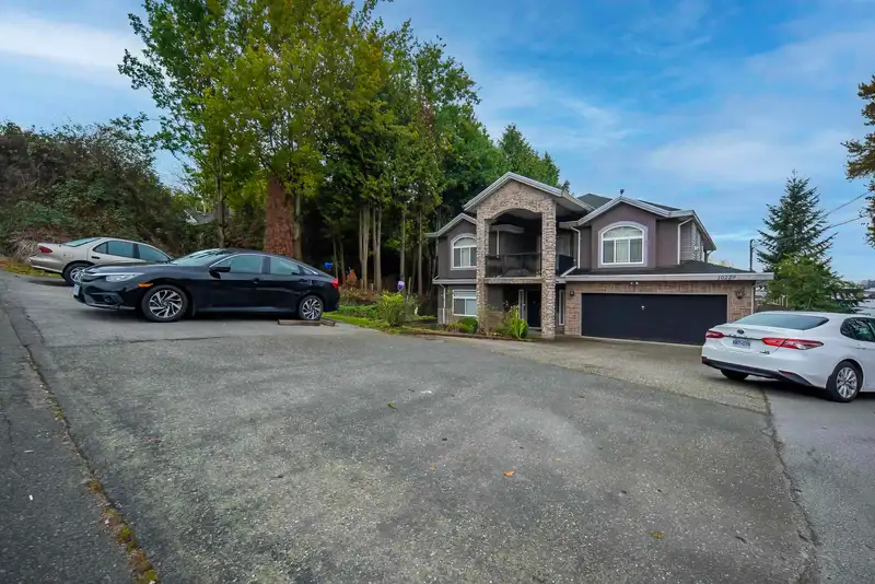 10229 122 STREET - photo 2 of 13
