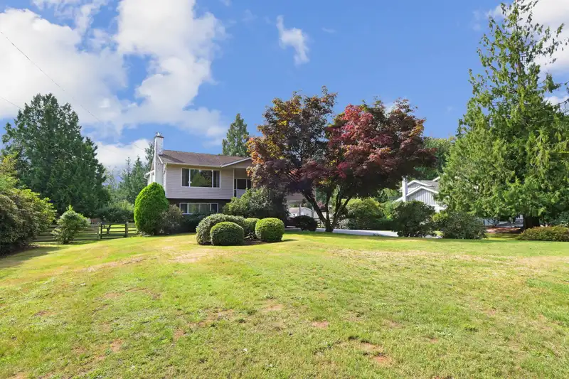 24284 46A AVENUE - photo 1 of 21